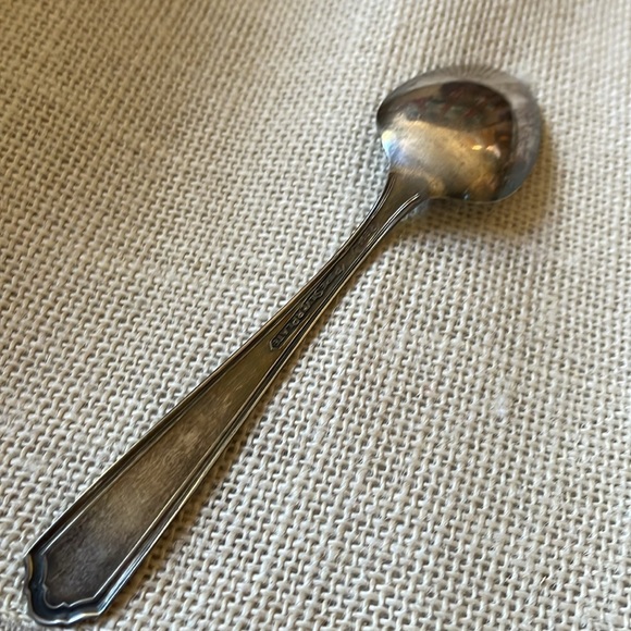 Vintage regal Pure Silver plate 1904 Rex Pattern tea spoon - Picture 5 of 7